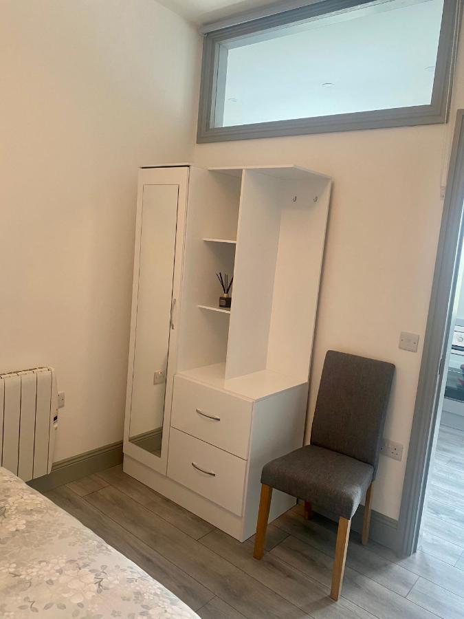 Hill Top View Apartment Лехинч Экстерьер фото